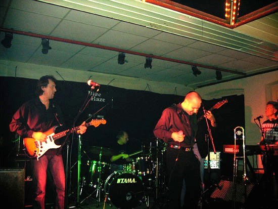 Blue Haze H&ouml;llriegl