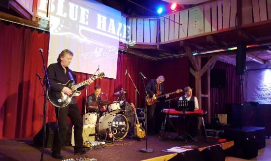 Blue Haze Trabitz Lumperer Hall 2017