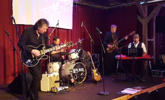 Blue Haze Trabitz Lumperer Hall 2017